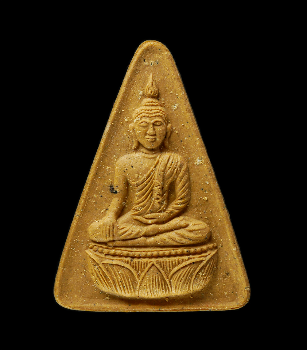 15Dec24 (36)p.jpg - พระสมเด็จมณีโคตรพันล้าน พิธีชัยมังคลาภิเษก วัดพระศรีรัตนศาสดาราม วัดพระแก้ว 3 มิ.ย. 2539 หลวงพ่อคูณ ปริสุทโธ อธิฐานจิต ปลุกเสก เนื้อผงพุทธคุณ ผงว่าน พ [..] | https://kamulet.in.th